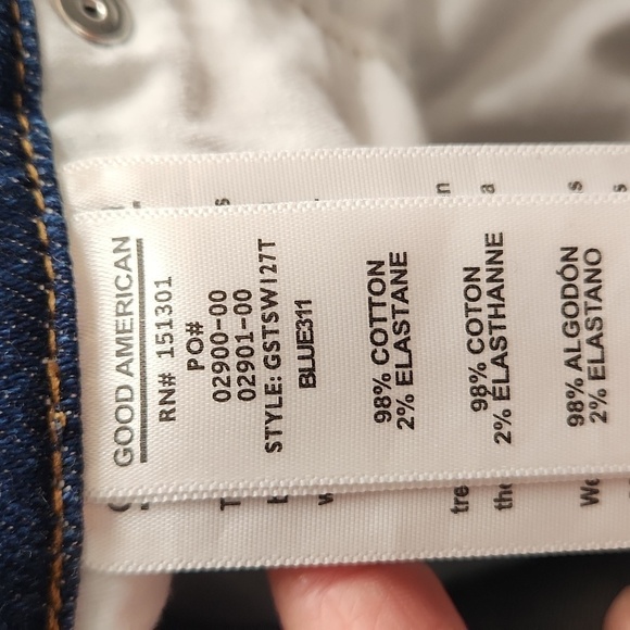 Good American Twist Seam Crop Straight Leg Jean - Picture 9 of 11